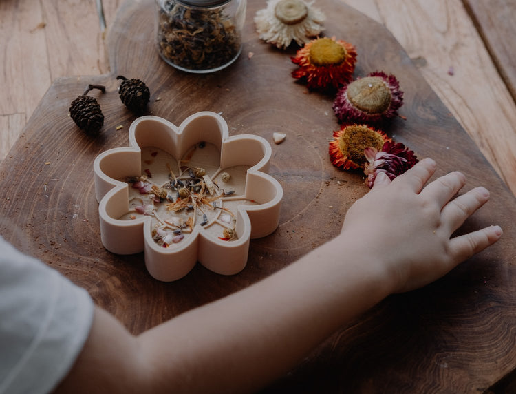 KINFOLK PANTRY | FLOWER ECO MOULD by KINFOLK PANTRY - The Playful Collective