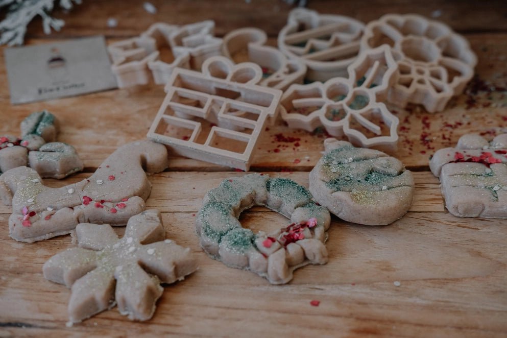 KINFOLK PANTRY | MINI CHRISTMAS ECO CUTTER™ SET SECOND EDITION by KINFOLK PANTRY - The Playful Collective