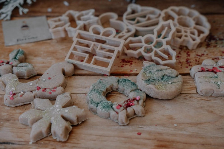 KINFOLK PANTRY | MINI CHRISTMAS ECO CUTTER™ SET SECOND EDITION by KINFOLK PANTRY - The Playful Collective