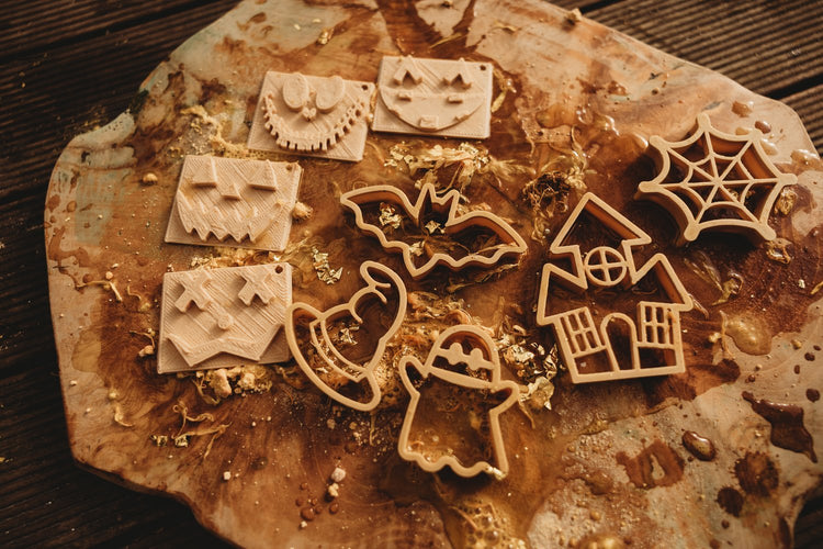 KINFOLK PANTRY | MINI HALLOWEEN ECO CUTTER SET by KINFOLK PANTRY - The Playful Collective