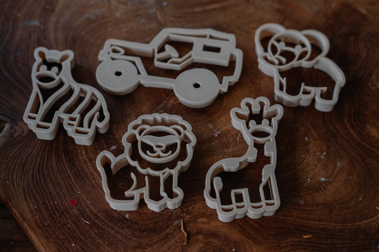 KINFOLK PANTRY | MINI SAFARI ANIMAL ECO CUTTER SET by KINFOLK PANTRY - The Playful Collective