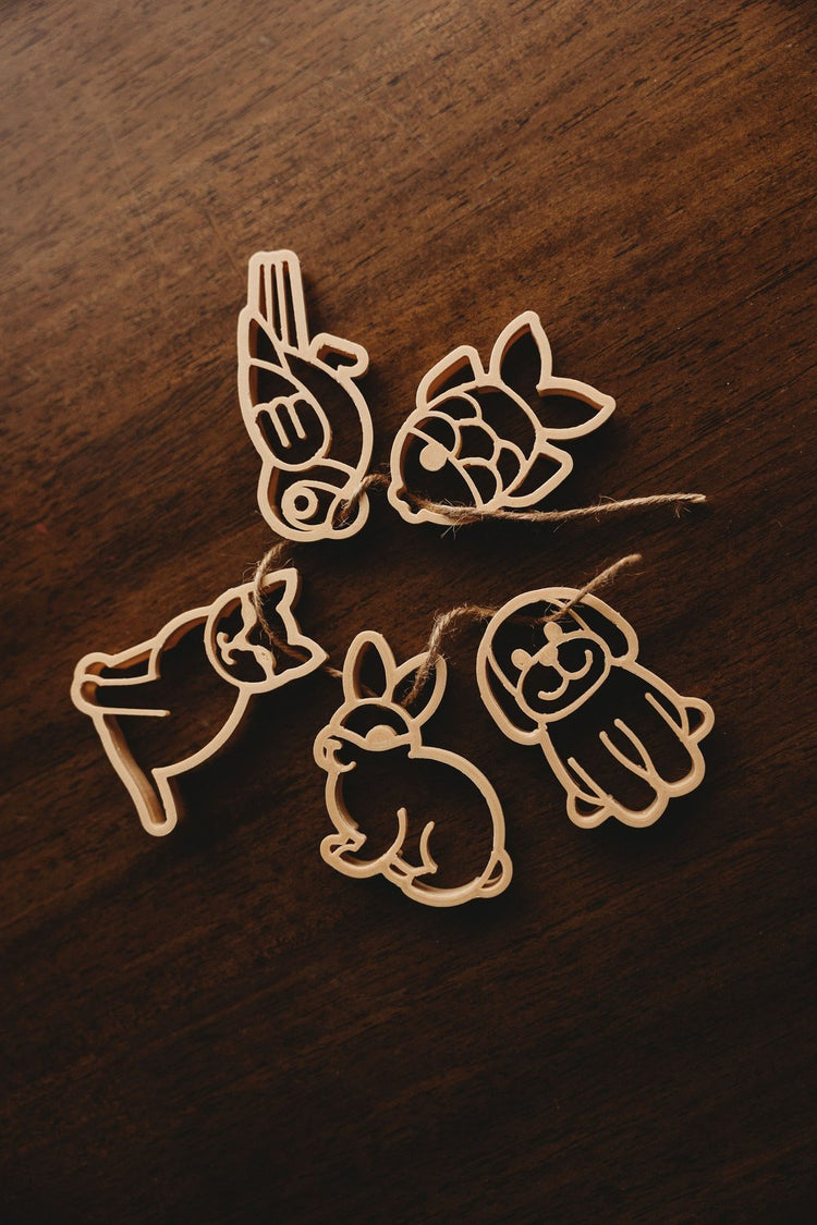 KINFOLK PANTRY | PETS ECO CUTTER™ SET OF 5 by KINFOLK PANTRY - The Playful Collective
