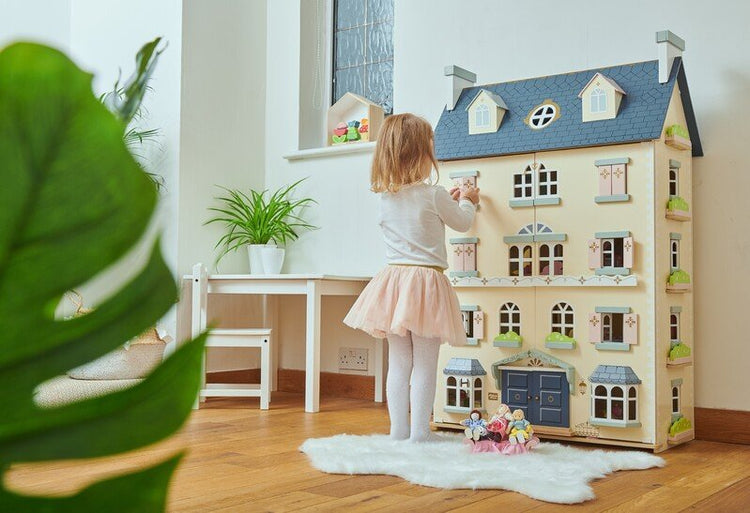 LE TOY VAN | DAISYLANE PALACE HOUSE by LE TOY VAN - The Playful Collective