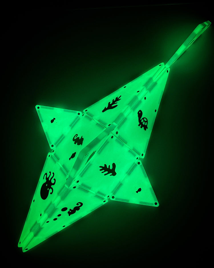 MAGNA-TILES | GLOW - 16 PIECE SET by MAGNA-TILES - The Playful Collective