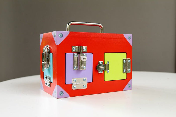 MAMAGENIUS | LOCK ACTIVITY BOX by MAMAGENIUS - The Playful Collective