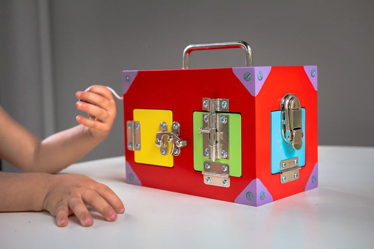 MAMAGENIUS | LOCK ACTIVITY BOX by MAMAGENIUS - The Playful Collective