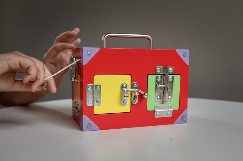 MAMAGENIUS | LOCK ACTIVITY BOX by MAMAGENIUS - The Playful Collective