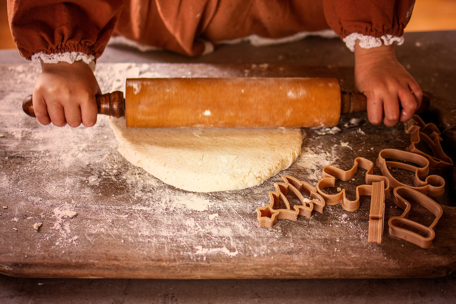 MINI CHRISTMAS ECO CUTTER SET by KINFOLK PANTRY - The Playful Collective