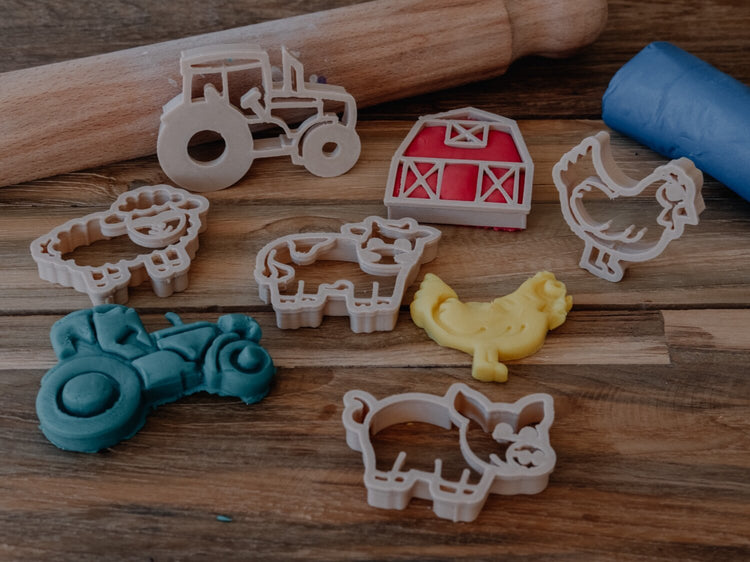 MINI FARM ECO CUTTER SET by KINFOLK PANTRY - The Playful Collective