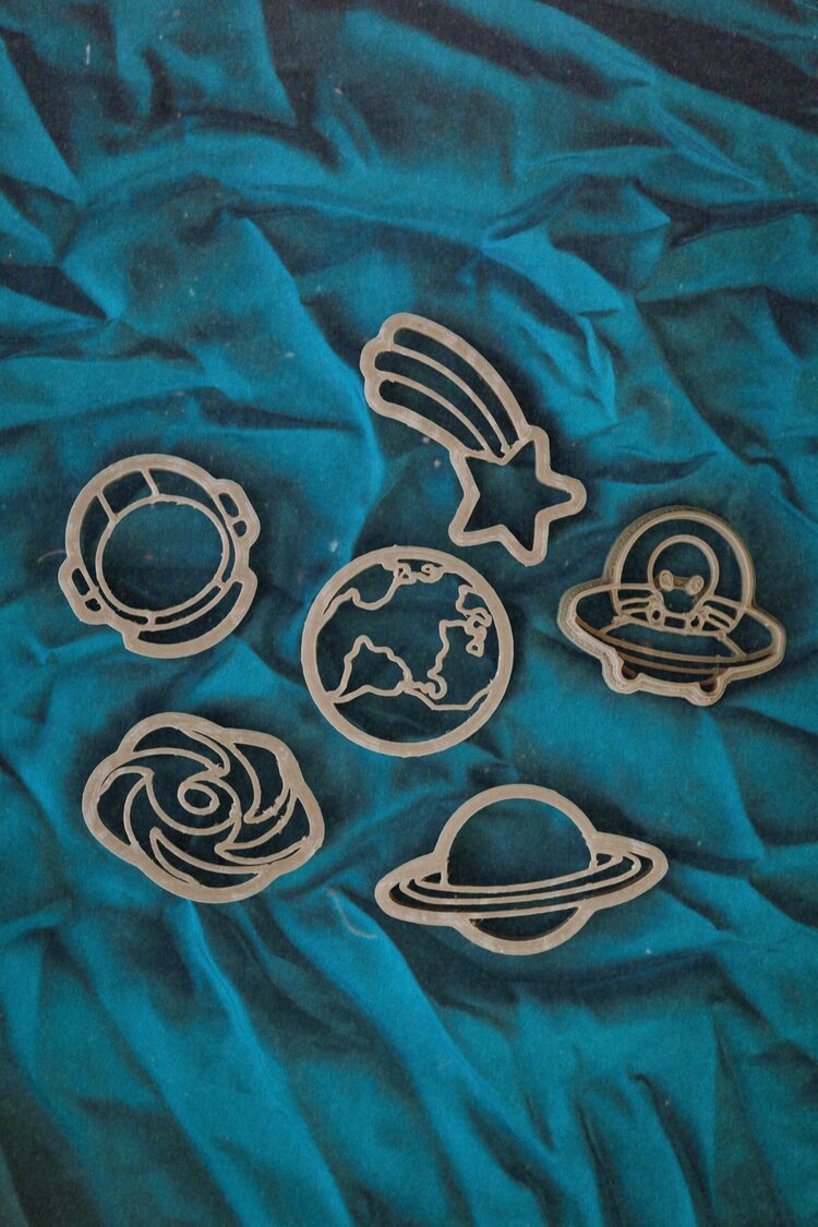 MINI OUTER SPACE ECO CUTTER SET by KINFOLK PANTRY - The Playful Collective