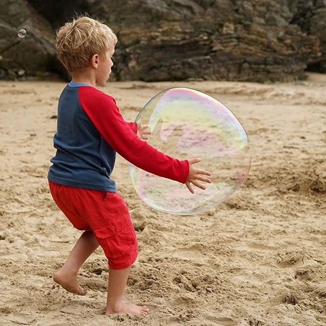 MY FIRST GIANT BUBBLE KIT by DR ZIGS - The Playful Collective