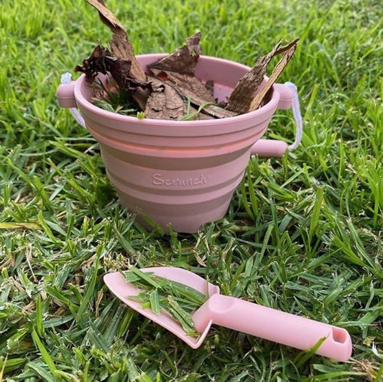 SCRUNCH SEEDLING POT + TROWEL Dusty Rose by SCRUNCH - The Playful Collective