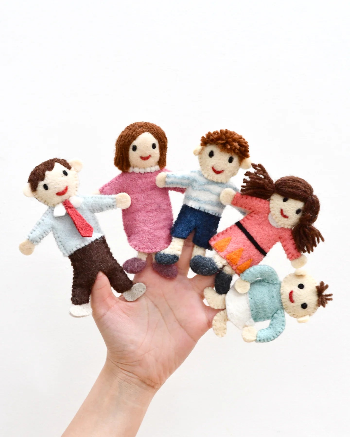 TARA TREASURES | FINGER FAMILY - FELT FINGER PUPPET SET by TARA TREASURES - The Playful Collective