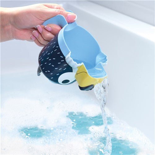 TOMY | BLUEY FAMILY BATHTIME POURING CUPS by TOMY - The Playful Collective