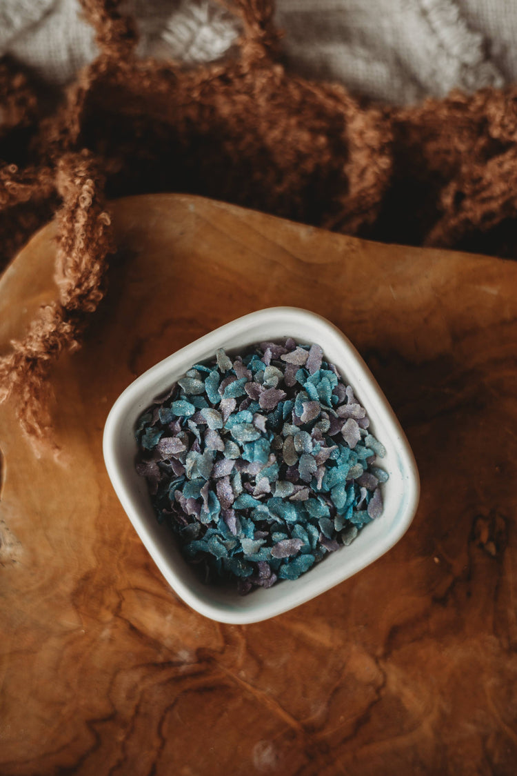 NARWHAL MAGIC - IRIDESCENT SCALES SMALL - POTION PLAY INGREDIENT