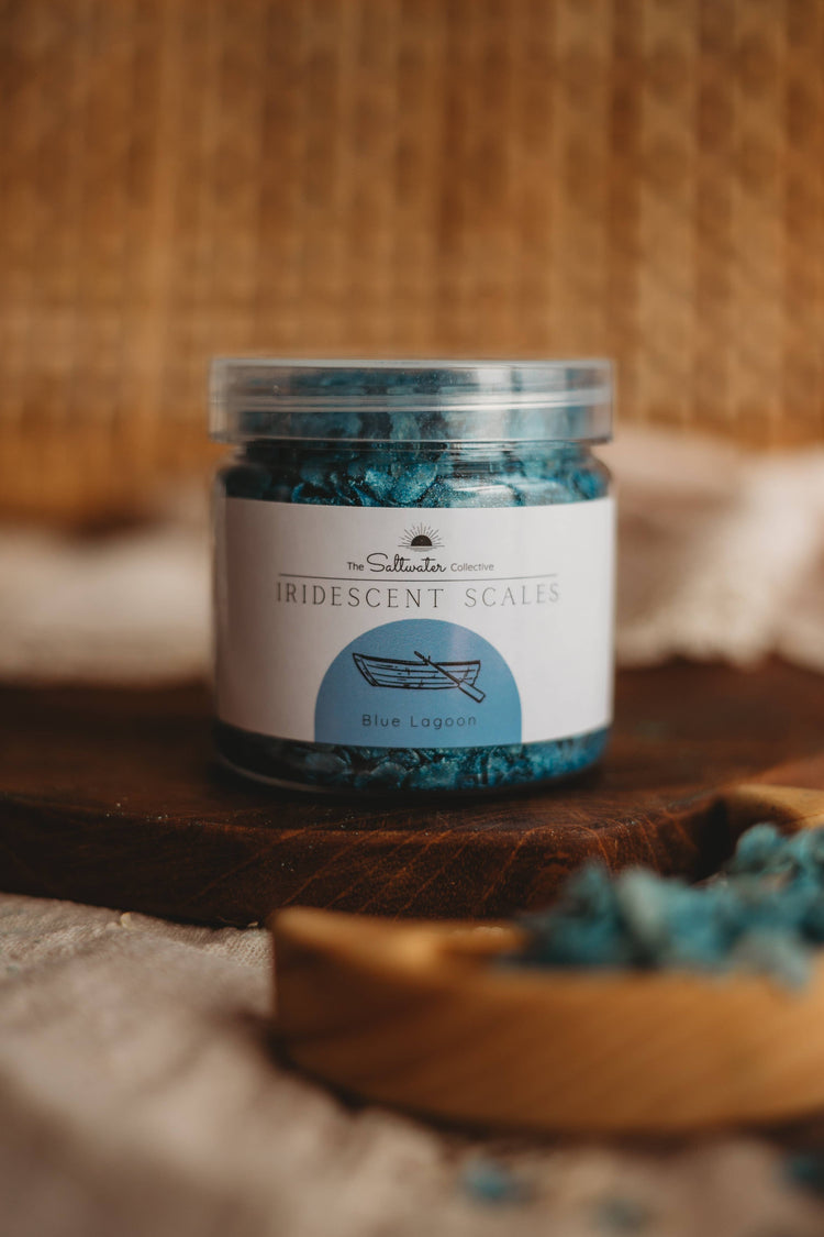BLUE LAGOON - IRIDESCENT SCALES SMALL - POTION PLAY INGREDIENT