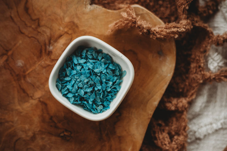 BLUE LAGOON - IRIDESCENT SCALES SMALL - POTION PLAY INGREDIENT
