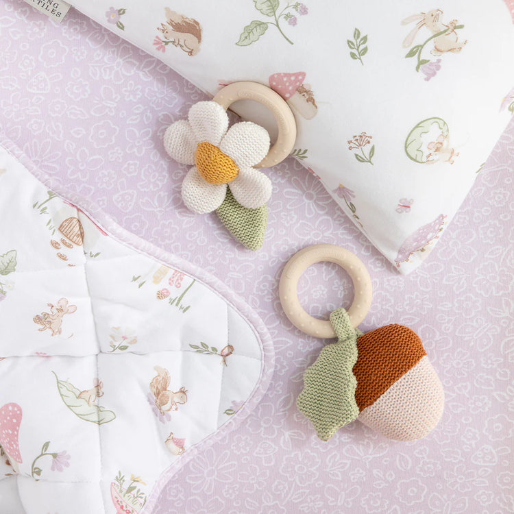 LIVING TEXTILES | DAISY TEETHING RING RATTLE