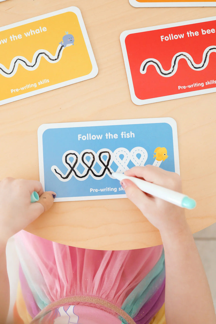 CURIOUS COLUMBUS | FLASHCARDS & MAGNETIC COLOURS & SHAPES