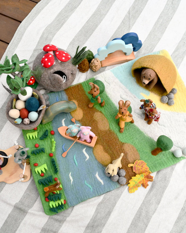 TARA TREASURES | BEAR HUNT PLAY MAT PLAYSCAPE