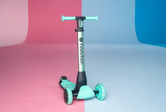 YVOLUTION | YGLIDER SCOOTER - GREEN *PRE-ORDER*