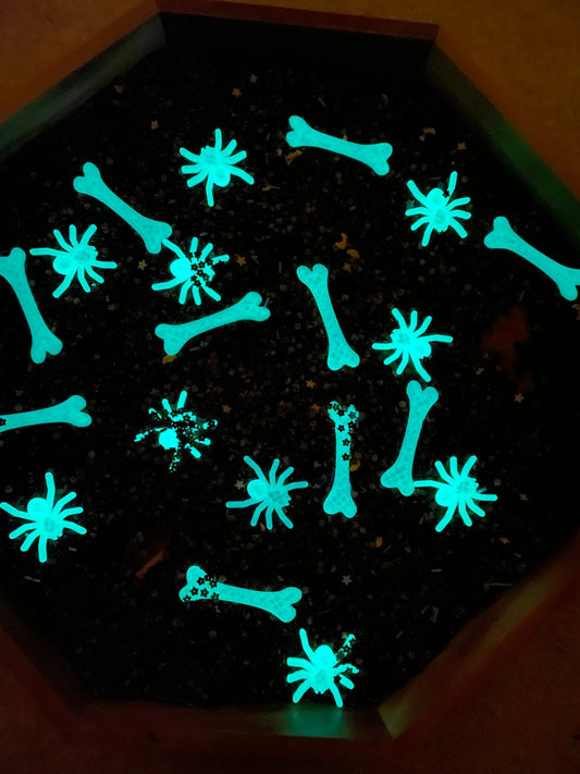 BEADIE BUG PLAY | GLOW - IN - THE - DARK SPIDERS (BAG OF 10) by BEADIE BUG PLAY - The Playful Collective