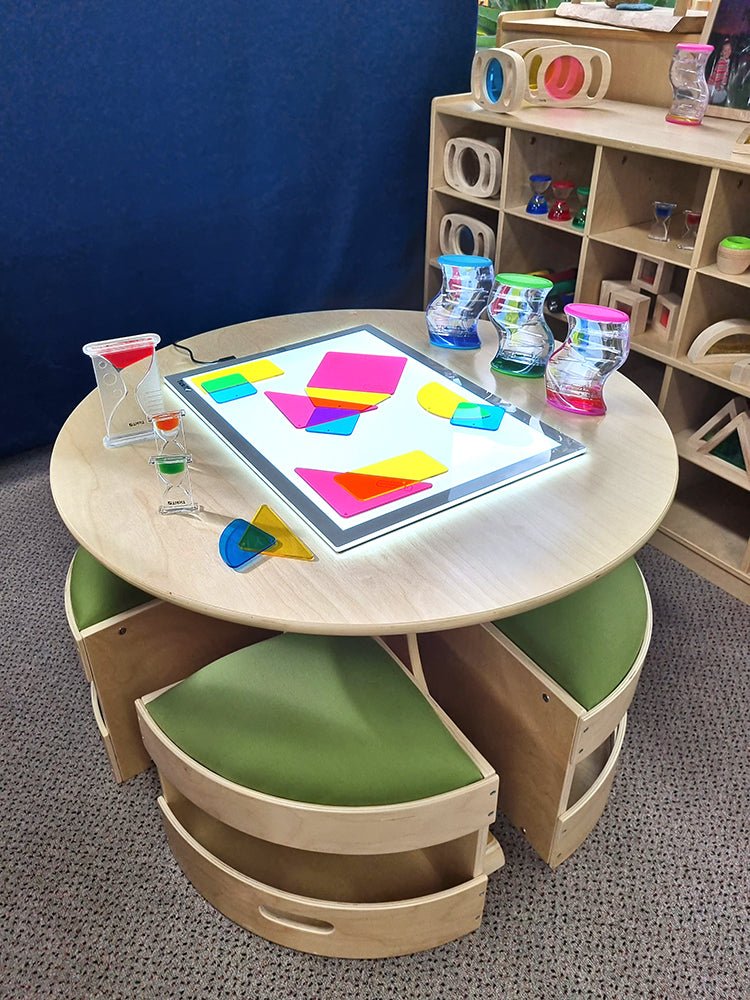 BILLY KIDZ | ROUND WOODEN TABLE WITH 4 GREEN PADDED STOOLS by BILLY KIDZ - The Playful Collective