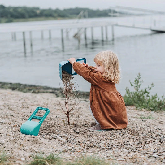 DANTOY | BLUE MARINE TOYS HAND SAND DIGGER by DANTOY - The Playful Collective