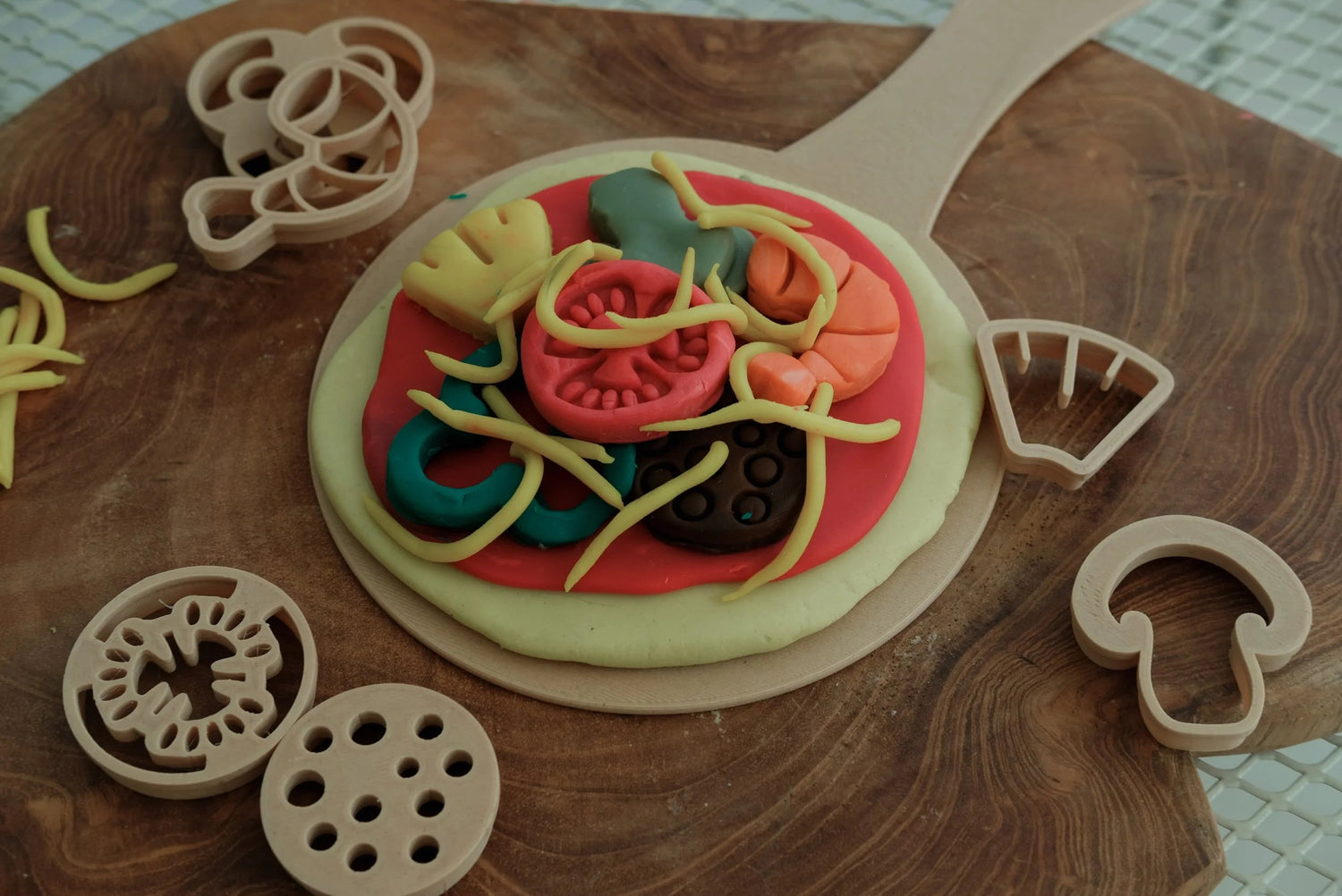 KINFOLK PANTRY | PIZZA ECO CUTTER™ SET by KINFOLK PANTRY - The Playful Collective