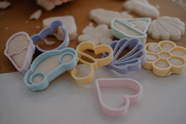 KINFOLK PANTRY | PLAYDOUGH ASSORTED COLOUR ECO CUTTER™ SET *PRE - ORDER* by KINFOLK PANTRY - The Playful Collective