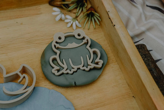 KINFOLK PANTRY | POND LIFE ECO CUTTER™ SET by KINFOLK PANTRY - The Playful Collective