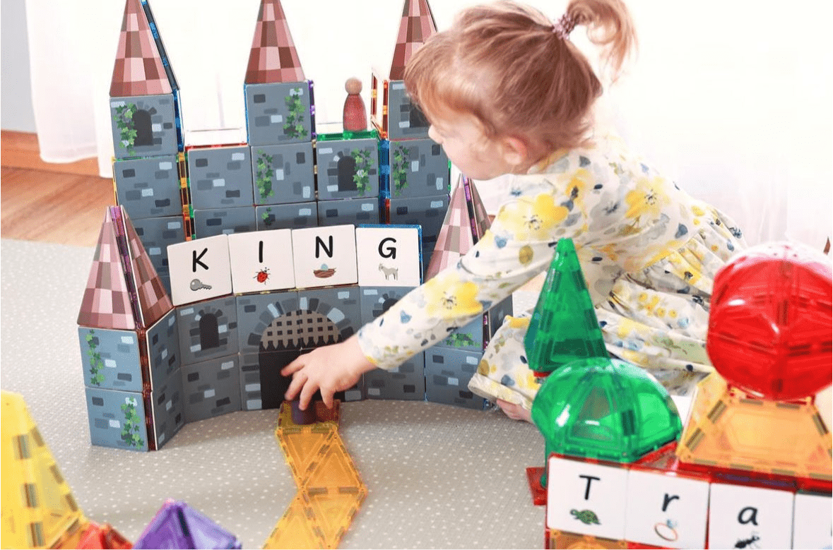 LEARN & GROW | MAGNETIC TILE TOPPER - CASTLE PACK (40 PIECES) *PRE - ORDER* by LEARN & GROW TOYS - The Playful Collective