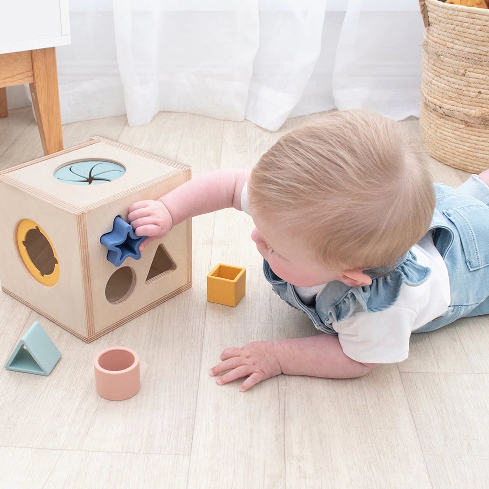 LIVING TEXTILES | 4 - IN - 1 SENSORY LEARNING CUBE by LIVING TEXTILES - The Playful Collective
