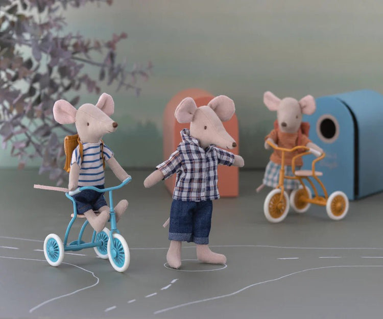 MAILEG | TRICYCLE MOUSE BIG BROTHER WITH BAG by MAILEG - The Playful Collective