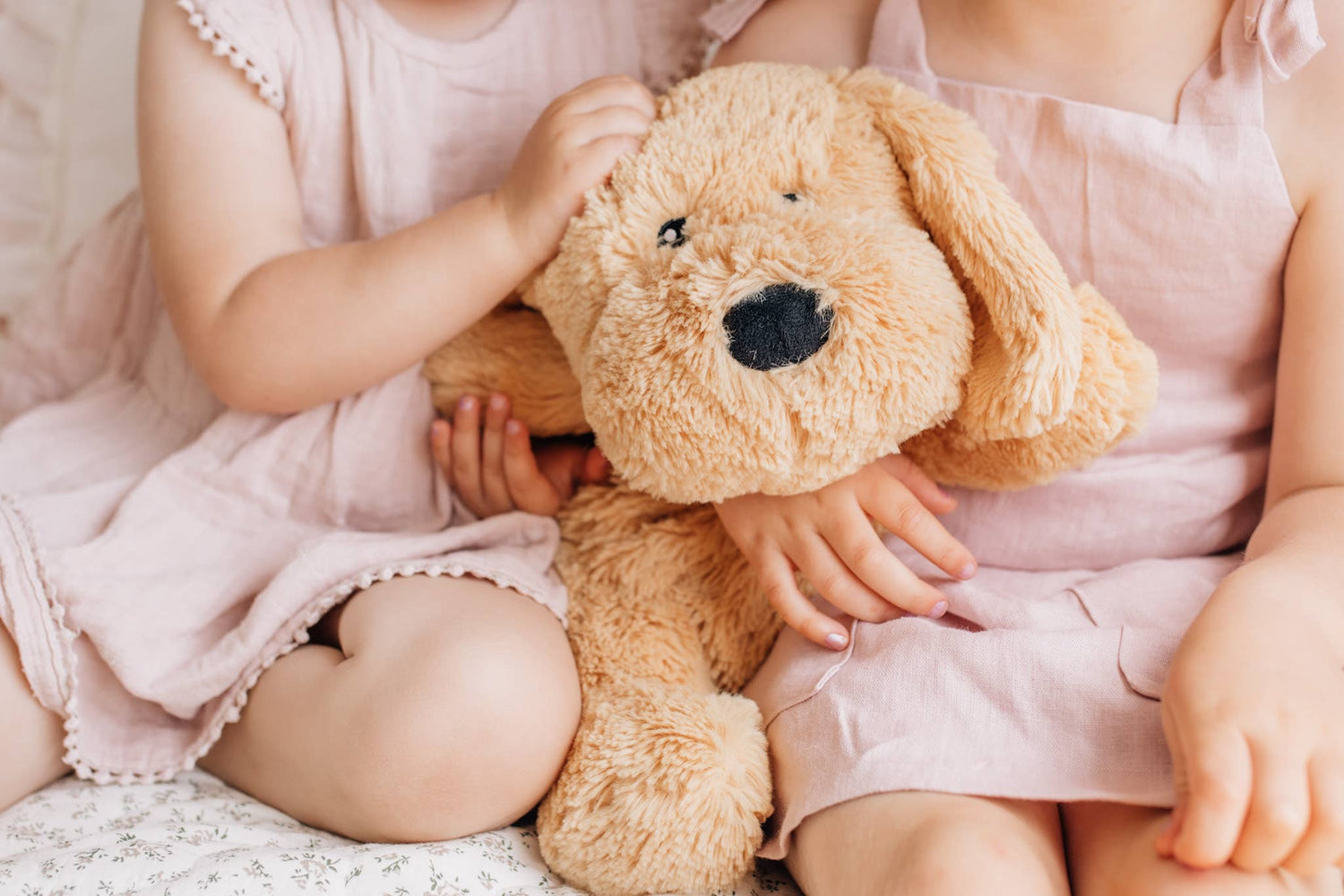 MINDFUL & CO KIDS | CHARLIE THE WEIGHTED PUPPY DOG (FOR KIDS ANXIETY & SLEEP - SENSORY CALMING TOOL) by MINDFUL & CO KIDS - The Playful Collective