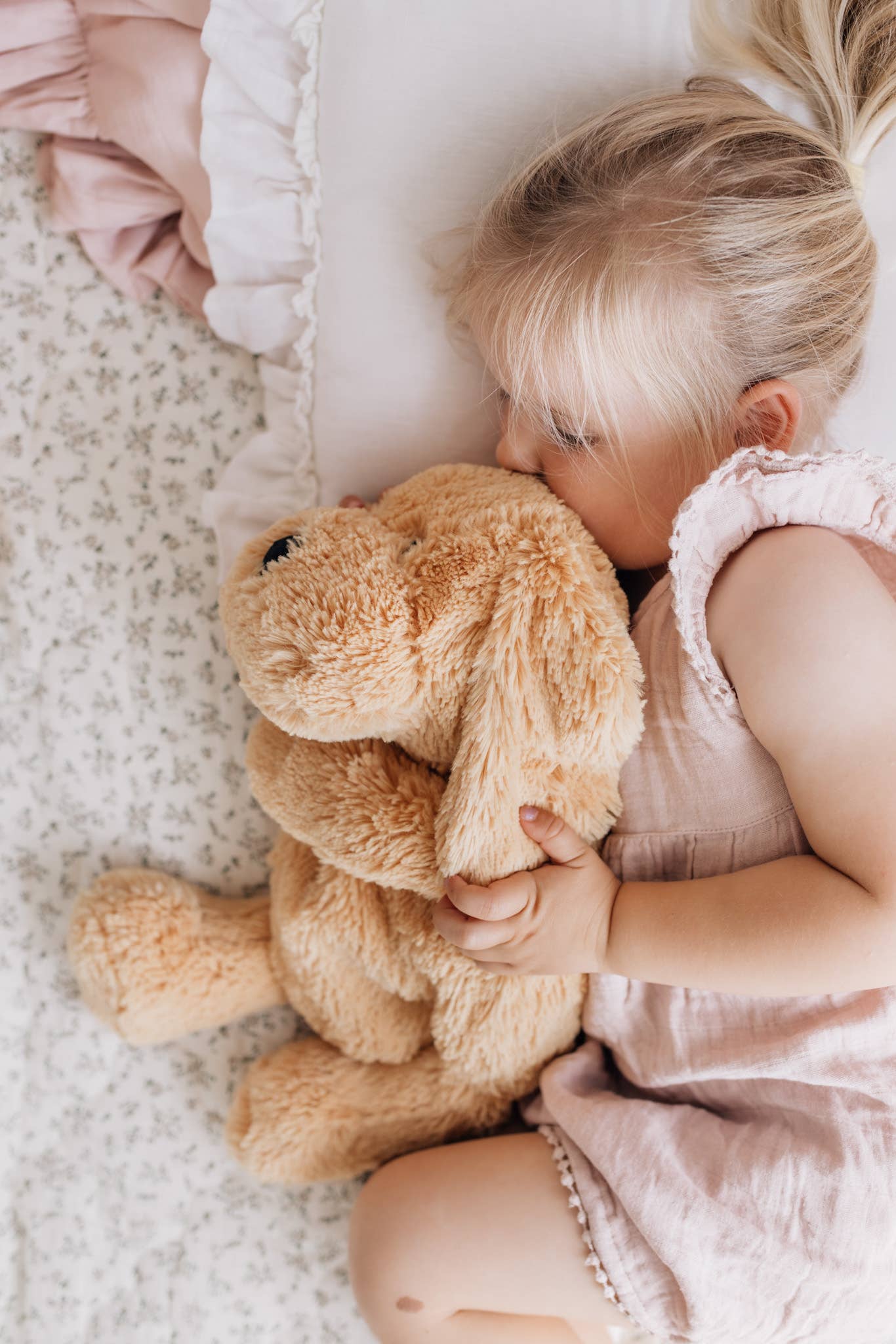 MINDFUL & CO KIDS | CHARLIE THE WEIGHTED PUPPY DOG (FOR KIDS ANXIETY & SLEEP - SENSORY CALMING TOOL) by MINDFUL & CO KIDS - The Playful Collective