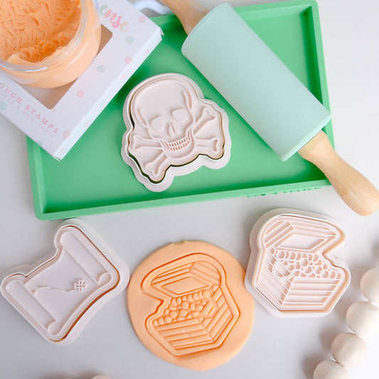 PLAY SENSE | ECO PLAYDOUGH STAMP - PIRATE SKULL by PLAY SENSE - The Playful Collective