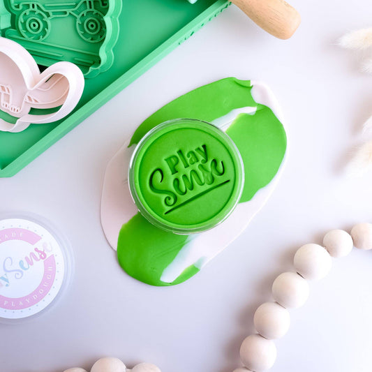 PLAY SENSE | PLAYDOUGH - BRIGHT GREEN (PEAR SCENTED) by PLAY SENSE - The Playful Collective