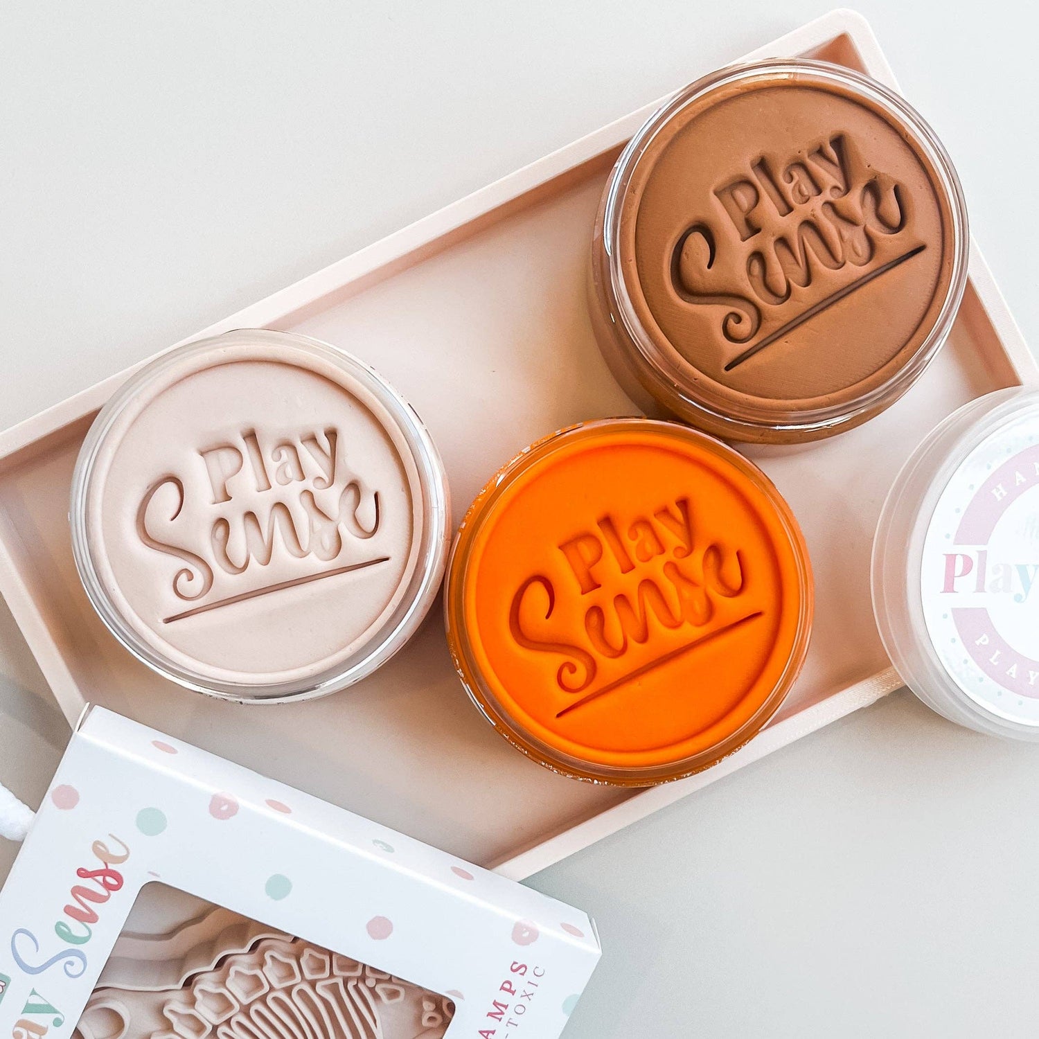 PLAY SENSE | PLAYDOUGH - BROWN (LAMINGTON SCENTED) by PLAY SENSE - The Playful Collective