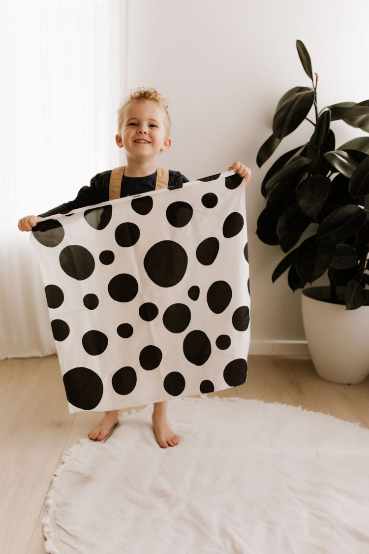 PLAY SILKIES | LITTLE DOTS PLAY SILKS by PLAY SILKIES - The Playful Collective