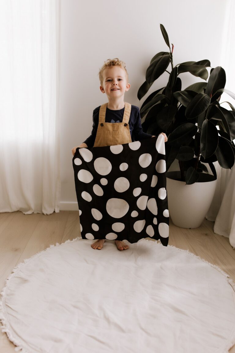 PLAY SILKIES | LITTLE DOTS PLAY SILKS by PLAY SILKIES - The Playful Collective