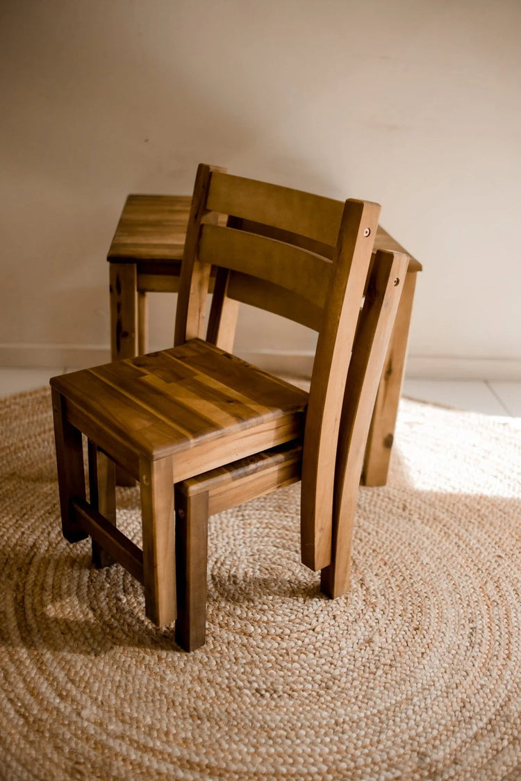 QTOYS | ACACIA (HARDWOOD) TABLE WITH 2 STACKING CHAIRS by QTOYS - The Playful Collective