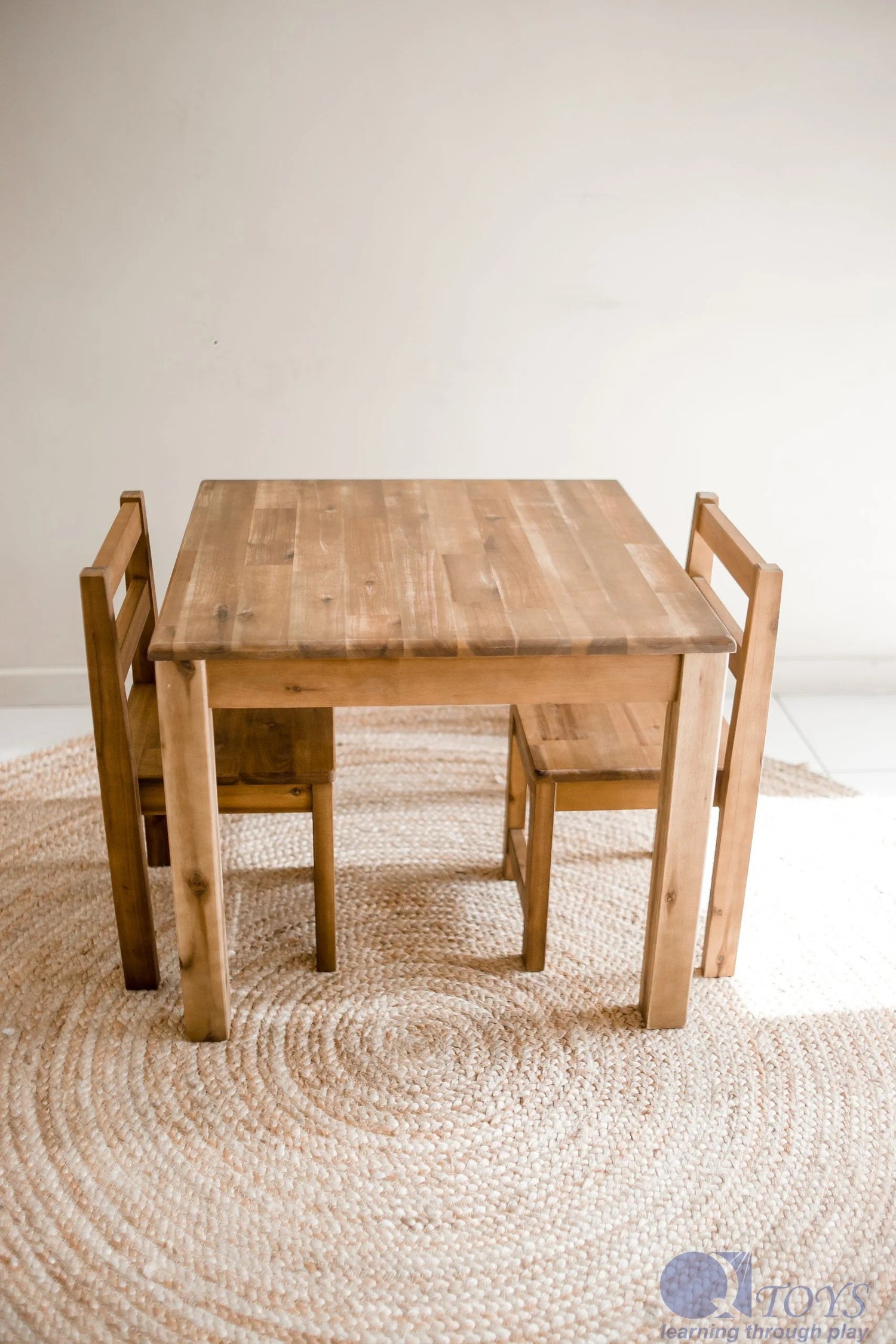 QTOYS | ACACIA (HARDWOOD) TABLE WITH 2 STANDARD CHAIRS by QTOYS - The Playful Collective