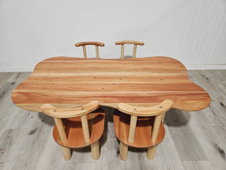 QTOYS | HARDWOOD CLOUD TABLE WITH 4 CHAIRS by QTOYS - The Playful Collective