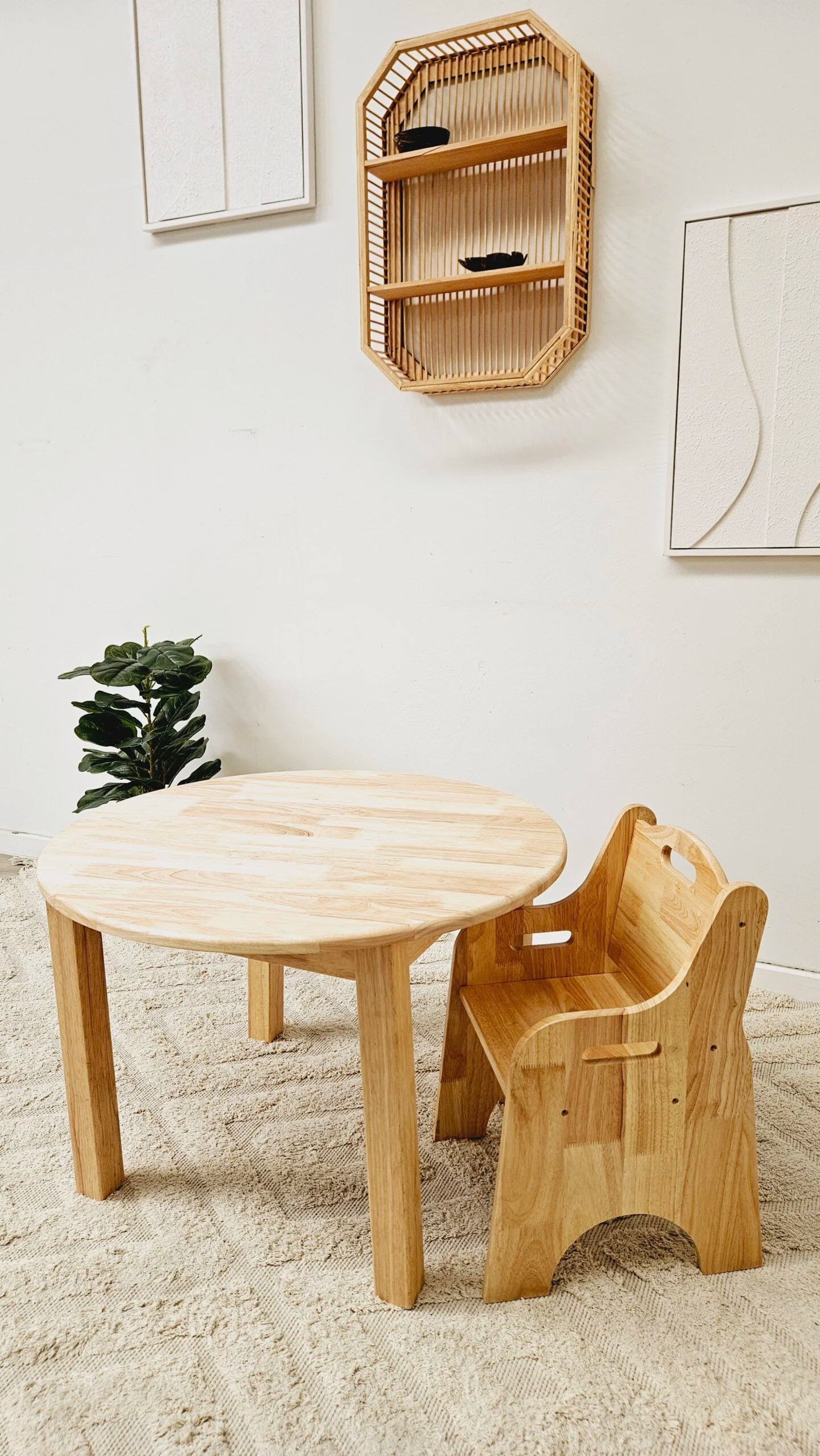 QTOYS | MEDIUM ROUND TABLE WITH 2 TODDLER CHAIRS by QTOYS - The Playful Collective