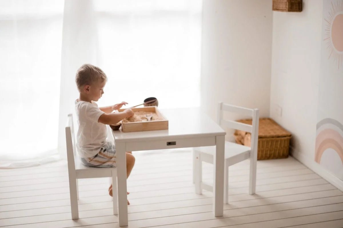 QTOYS | WHITE TIMBER TABLE WITH 2 STANDARD CHAIRS by QTOYS - The Playful Collective