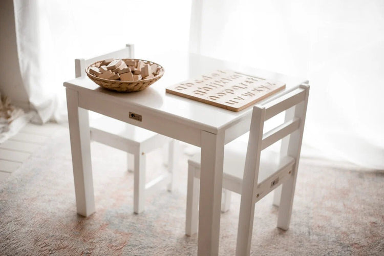 QTOYS | WHITE TIMBER TABLE WITH 2 STANDARD CHAIRS by QTOYS - The Playful Collective