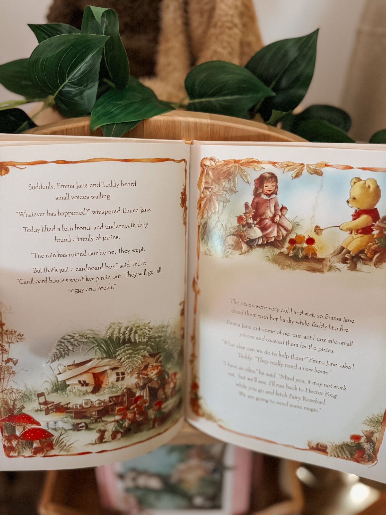 SHIRLEY BARBER | TEDDY’S FOREST FRIENDS - THE PIXIES’ KETTLE HOUSE by SHIRLEY BARBER - The Playful Collective