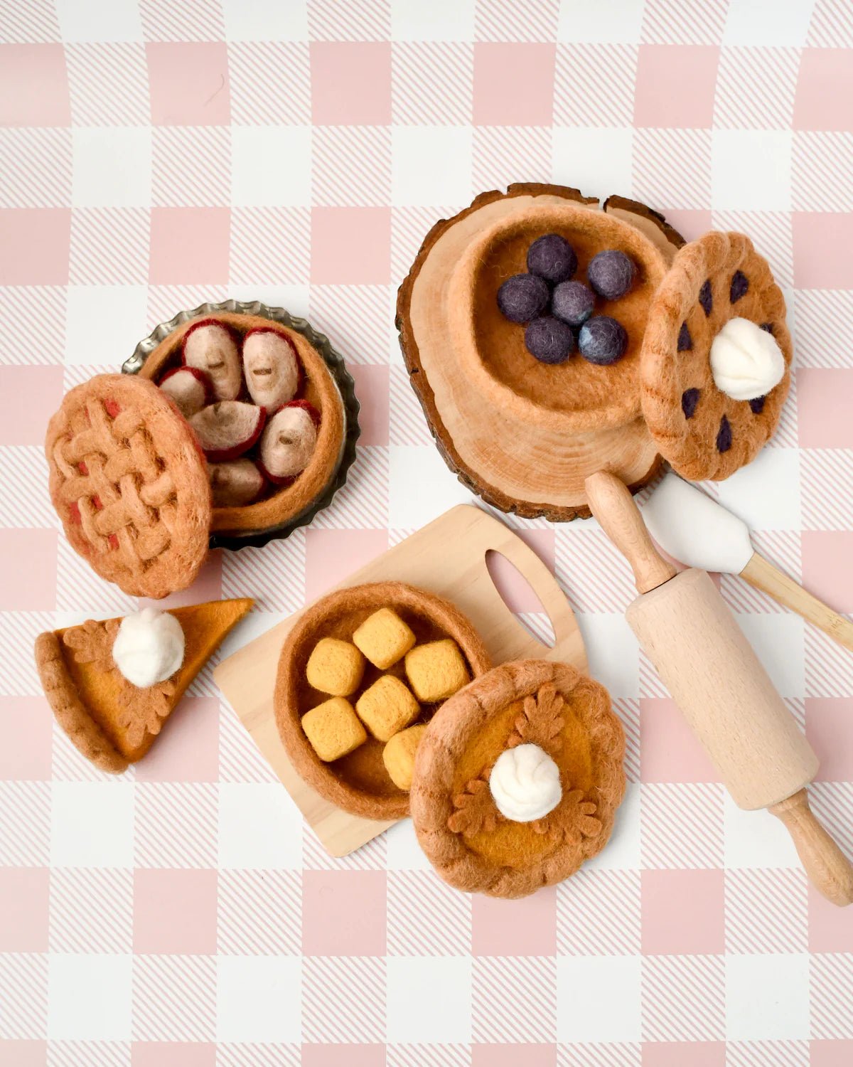 TARA TREASURES | FELT APPLE PIE PLAY FOOD SET by TARA TREASURES - The Playful Collective