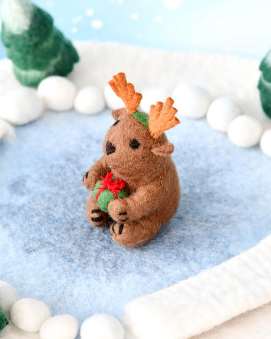 TARA TREASURES | FELT CHRISTMAS WOMBAT WITH PRESENT TOY by TARA TREASURES - The Playful Collective